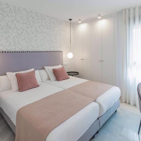 Premium Apartment & Free Parking By Ele Apartments Málaga Exteriör bild