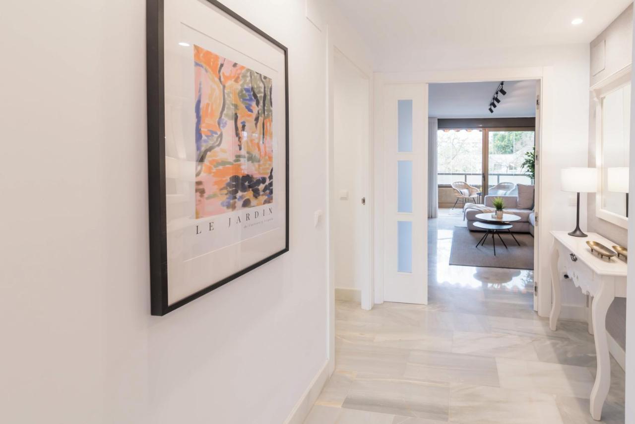 Premium Apartment & Free Parking By Ele Apartments Málaga Exteriör bild